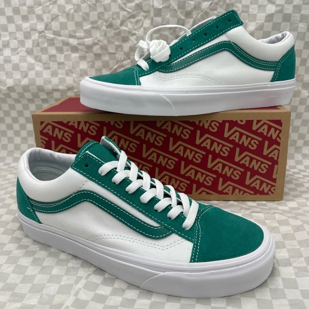 Vans WMNS Style 36 'Classic Sport -
Cadmium Green Sneakers
VN0A54F69YE - Picture 14 of 16